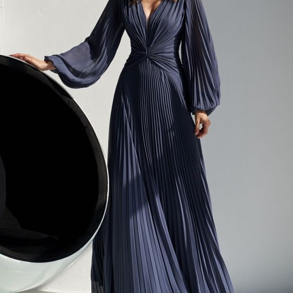 V-neck Solid Color Maxi Dress